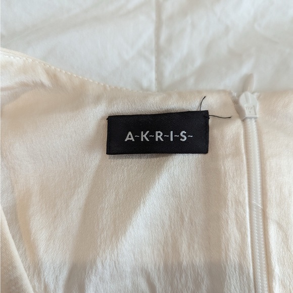 A-K-R-I-S 100% Silk 100% Wool - Picture 6 of 9